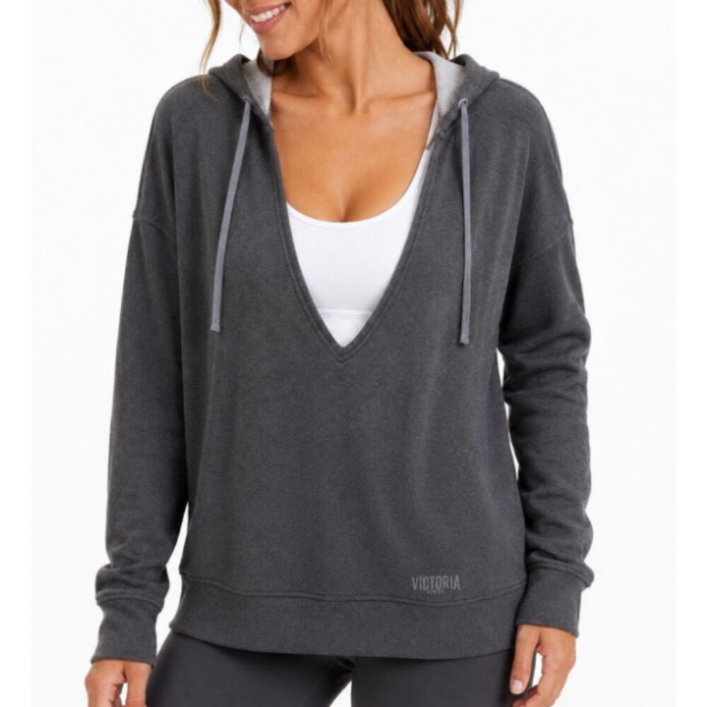 Victoria Sport Gray Pullover Hoodie Women's XS Long Sleeve V-Neck Thumbholes